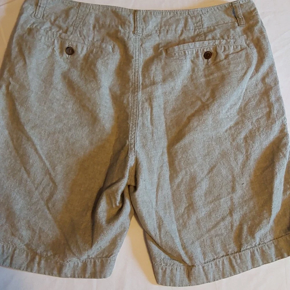 J.Crew Gramercy Mens Linen-Cotton Blend Shorts Size 35 w/ 8in Inseam Light Green